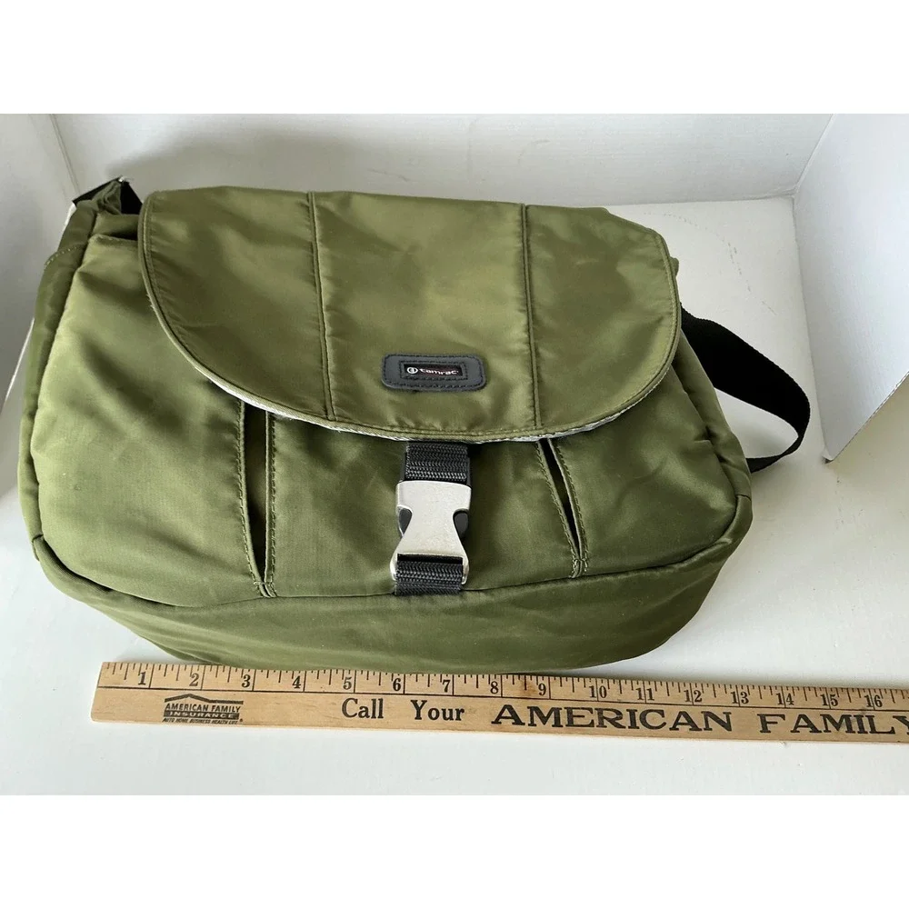 Tamrac Aria 6 Camera Messenger Bag Olive Green Nylon Padded DSLR Case 5426